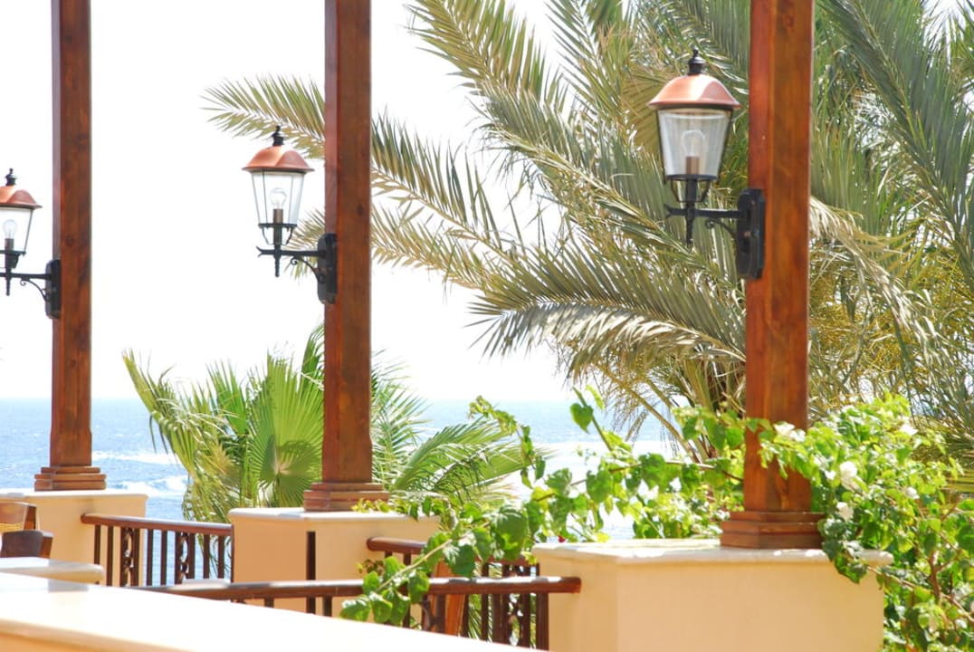 Ausblick von der Terrasse beim Restaurant Steigenberger Coraya Beach - Adults only