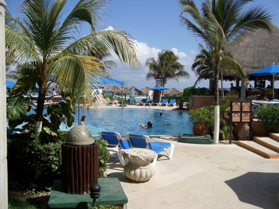 Poolanlage Wyndham ALLTRA Playa del Carmen