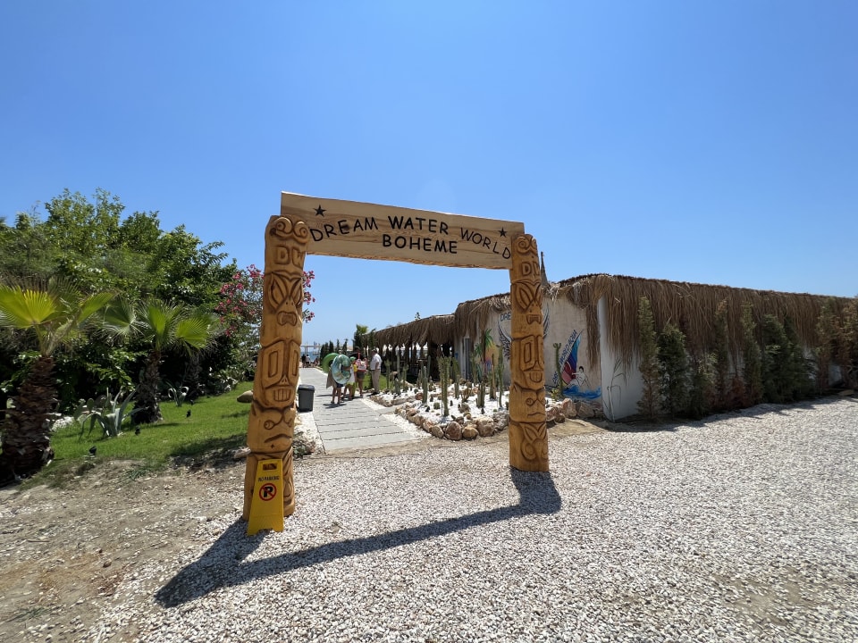 Strand Dream Water World
