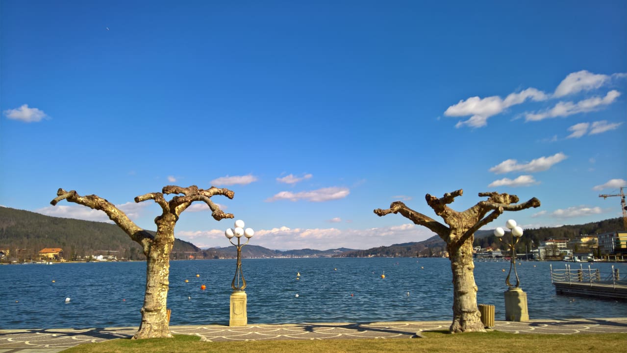 Ausblick Falkensteiner Schlosshotel Velden