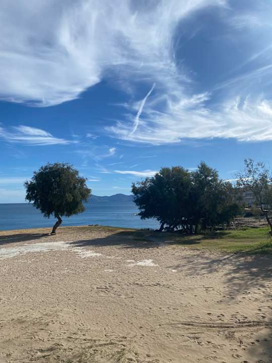 Strand BG Tonga Tower Design Hotel & Suites