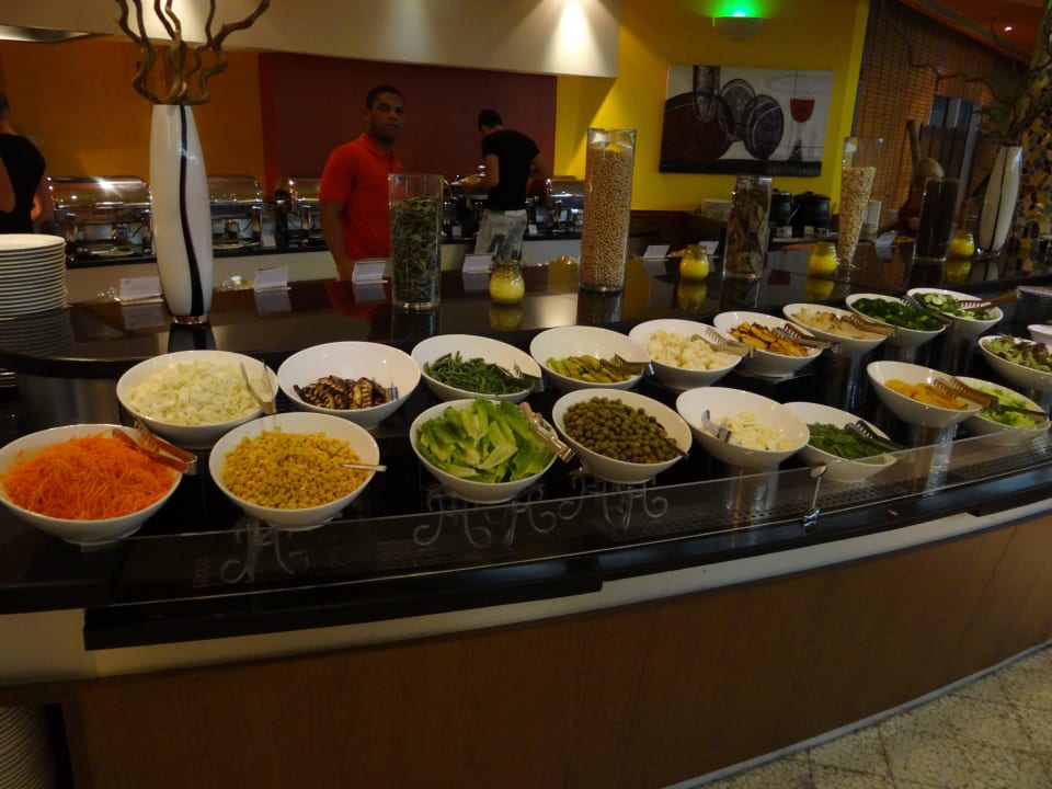 Salatauswahl Fujairah Rotana Resort & Spa