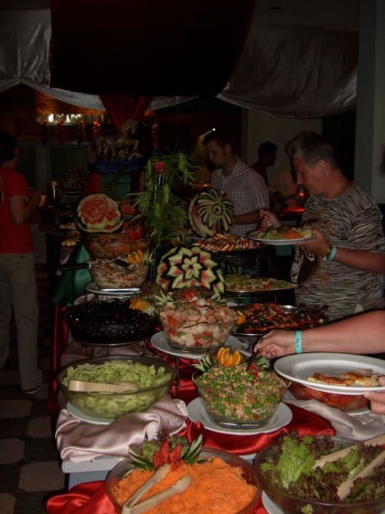 Buffet Golden Beach Resort