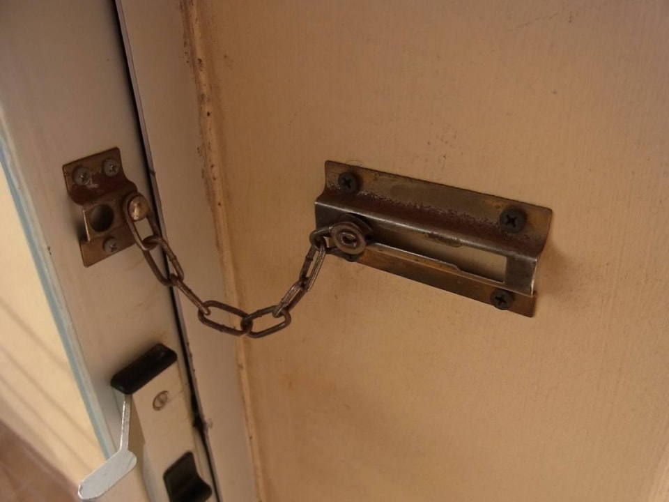 Fensterverriegelung Bei Juan Playa Blanca