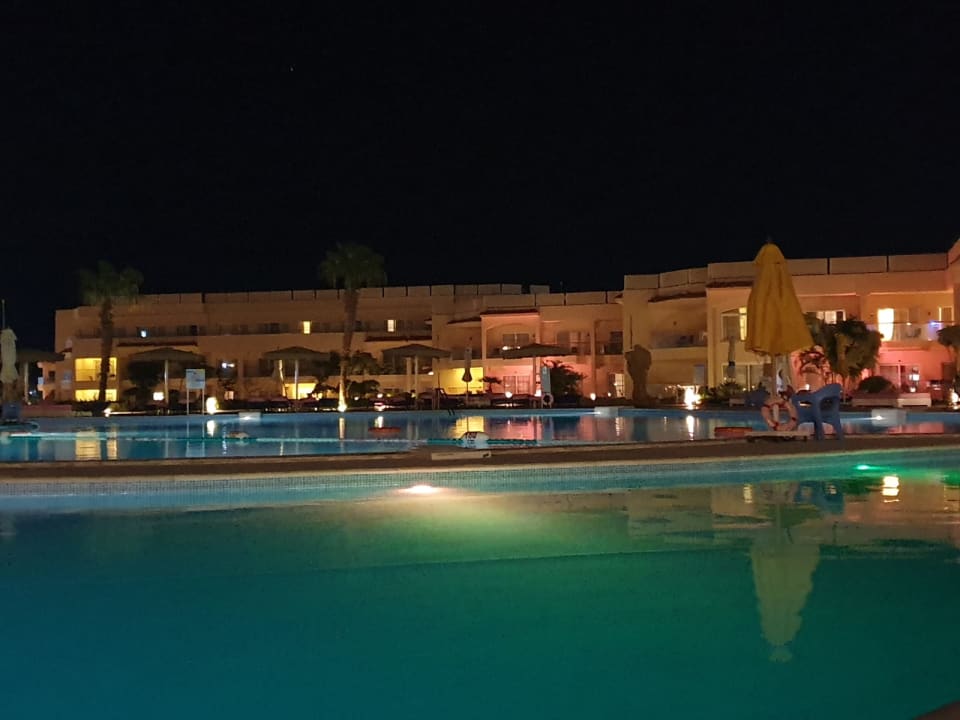 Pool Pickalbatros Royal Moderna Resort-Sharm El Sheikh