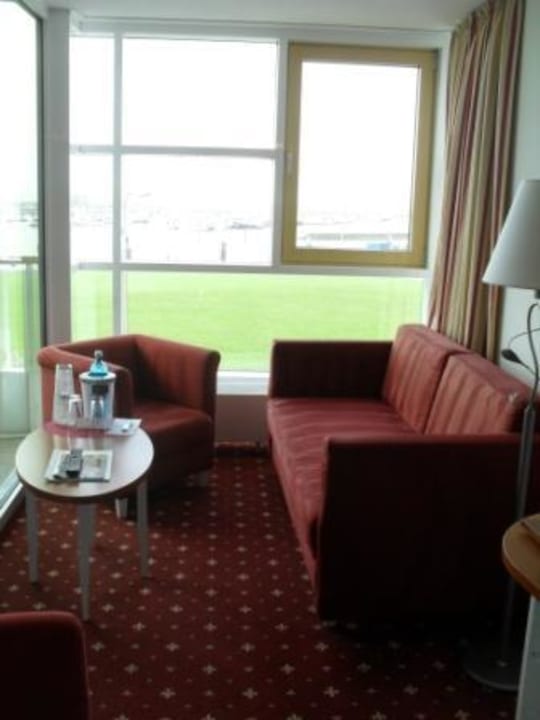 Bequeme Sitzgelegenheiten mit tollem Ausblick Hotel Fährhaus