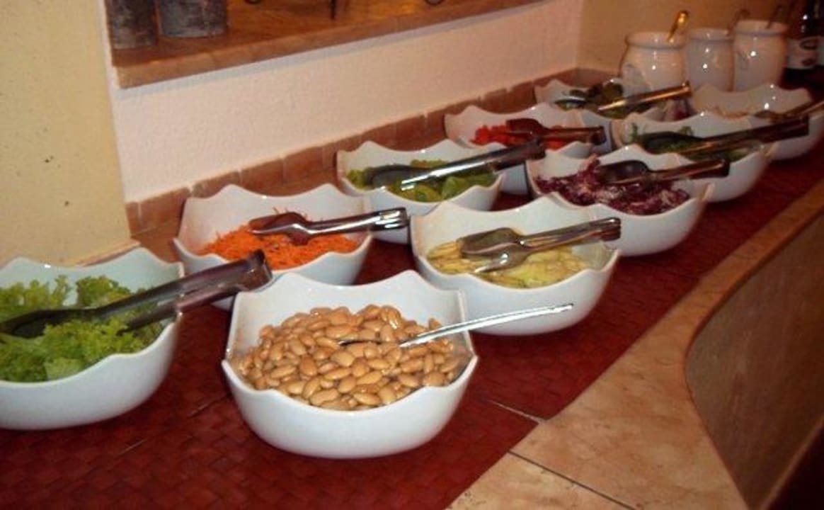 Vorspeisenbüffet Salate Alphotel Tyrol