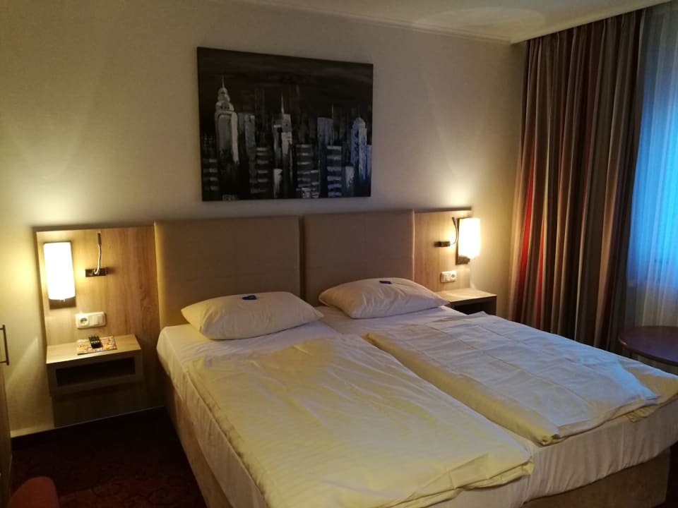 Zimmer Garner Hotel Bremen North by IHG