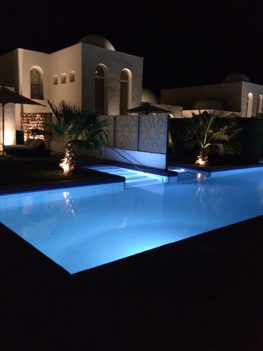 Pool Fort Arabesque Resort, Spa & Villas