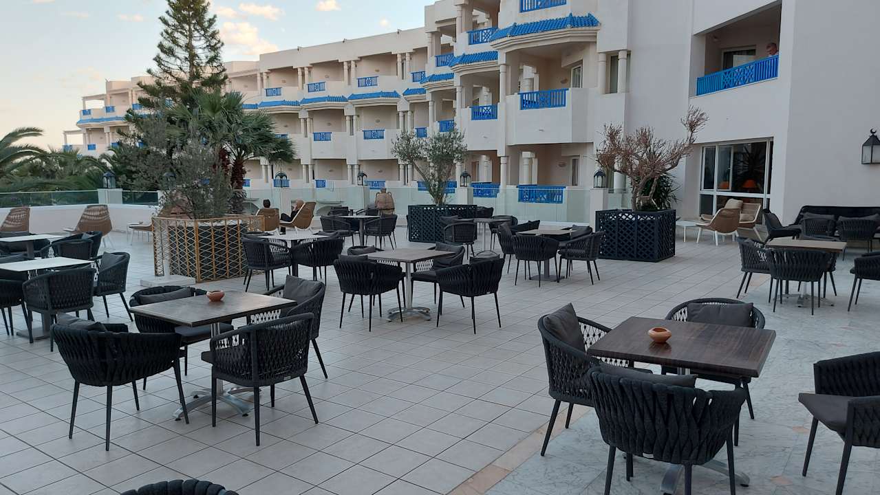 Lobby Sentido Bellevue Park