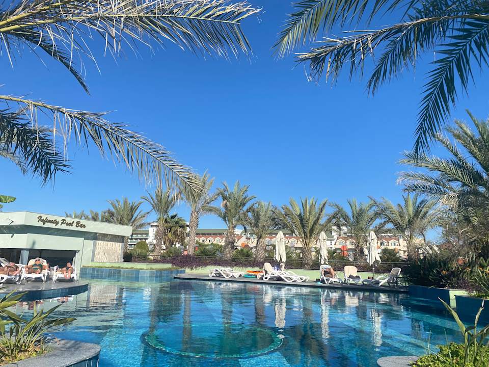 Pool Kirman Belazur Resort & Spa
