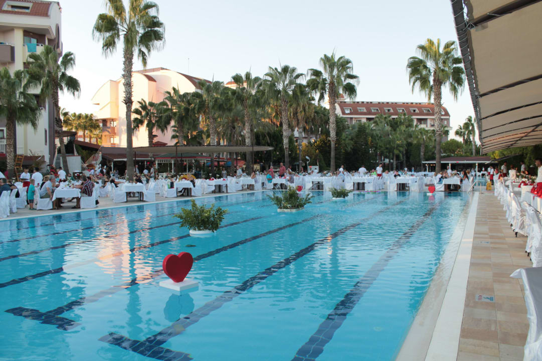 Pool Hane Family Resort