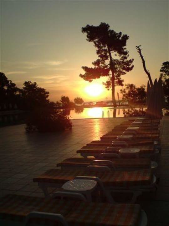Wschód słońca Kimeros Park Holiday Village
