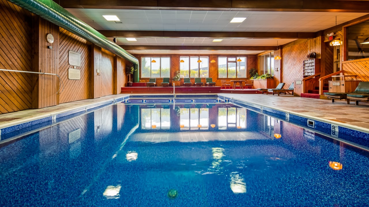 Pool Best Western Hotel Adirondack Inn