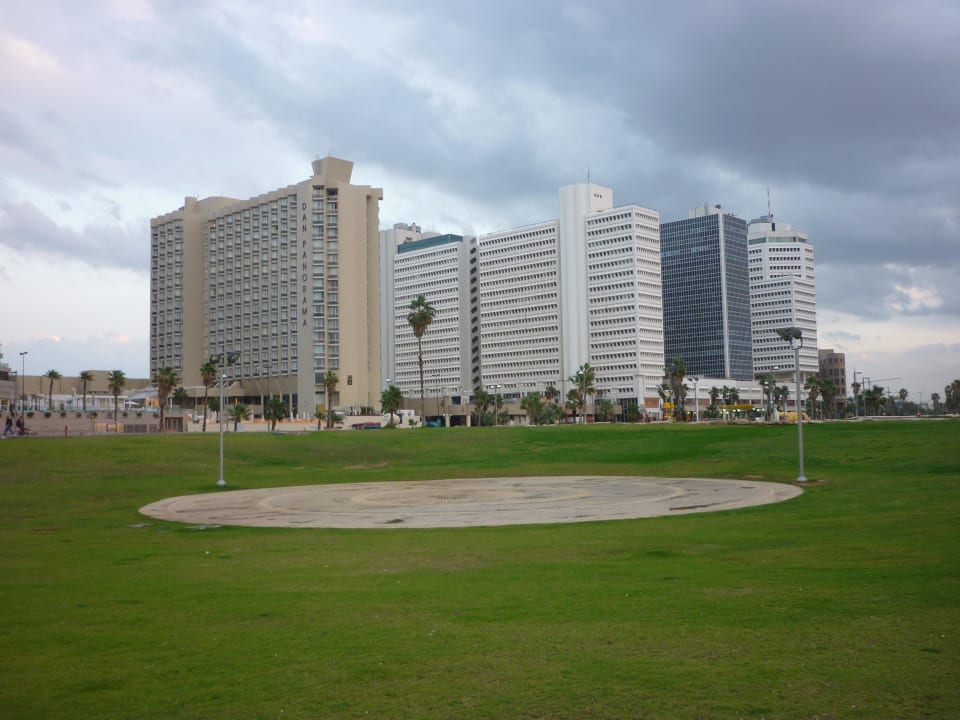 Außenansicht Hotel Dan Panorama Tel Aviv
