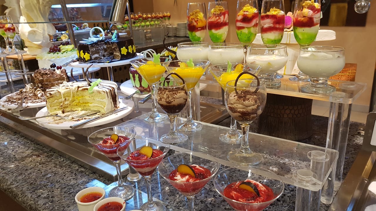 Gastro Premier Le Reve Hotel & Spa