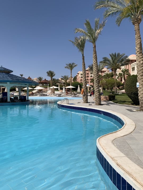 Pool Serenity Alpha Beach