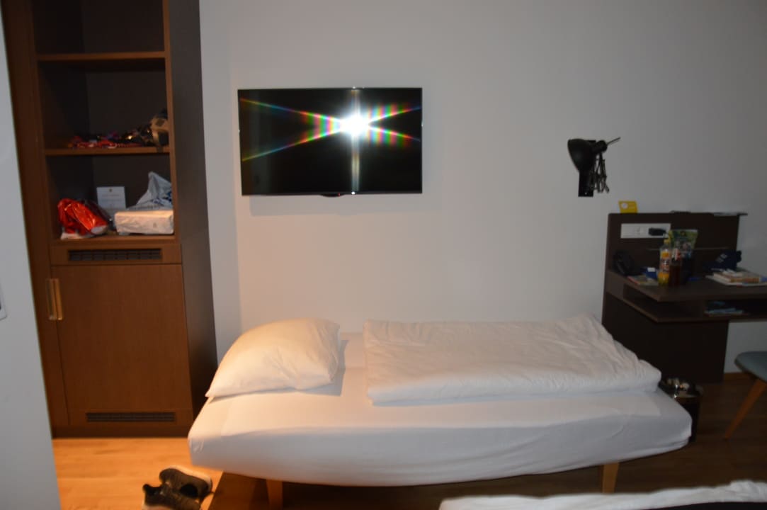 Zimmer JUFA Hotel Hamburg HafenCity