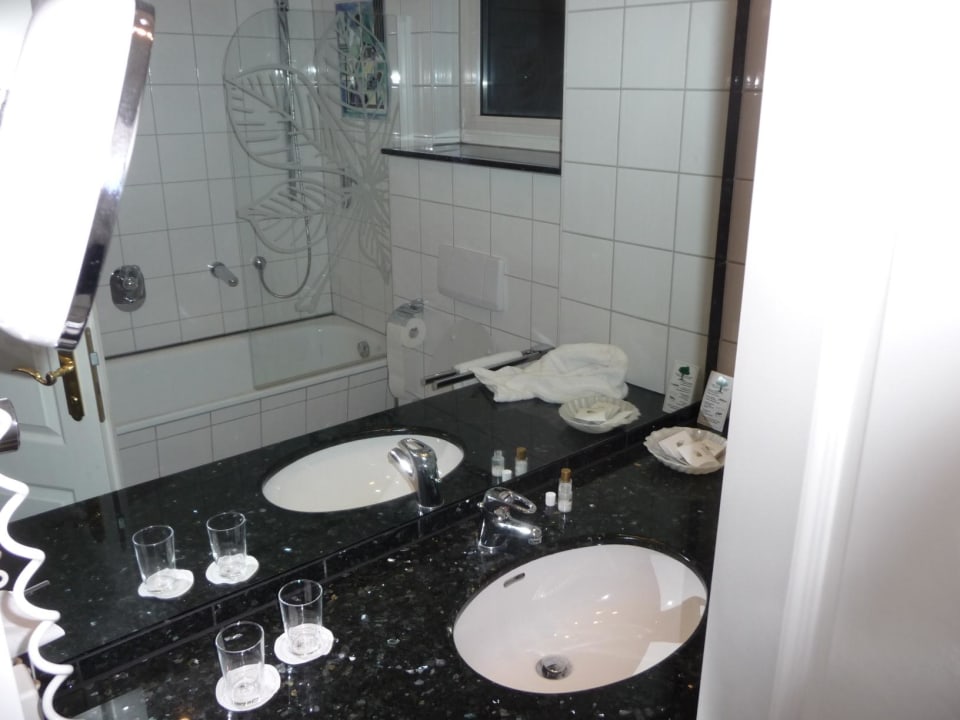 Badezimmer Bernstein Villa Kastania