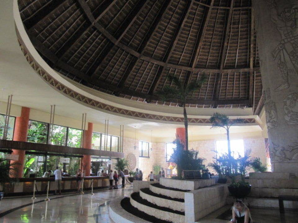 Lobby Bahia Principe Grand Tulum
