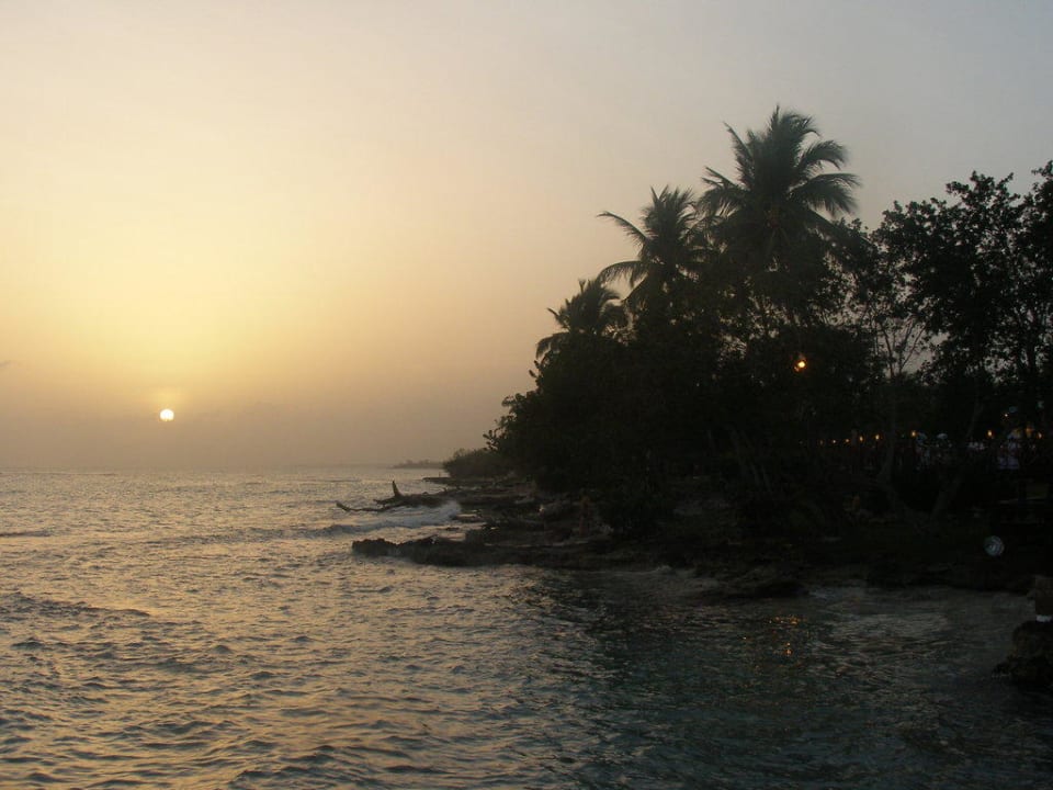 Sonnenuntergang Dreams La Romana Resort & Spa