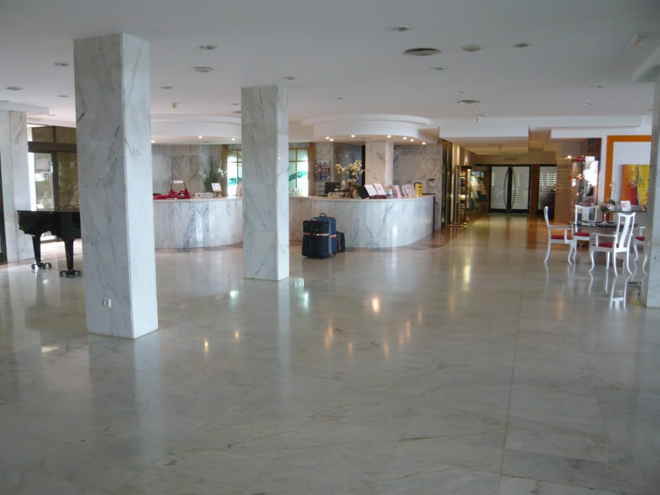 Eingangsbereich  Hotel & Spa S'Entrador Playa