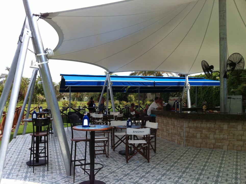 Biergarten Snack Bar Long Beach Alanya