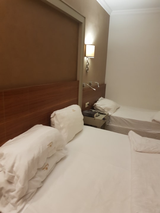 Zimmer Well Palace Side