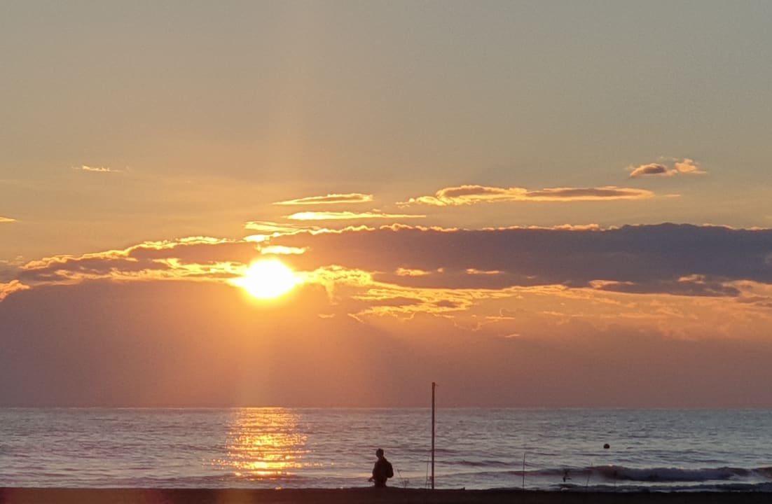 Strand Side Story Resort & Spa