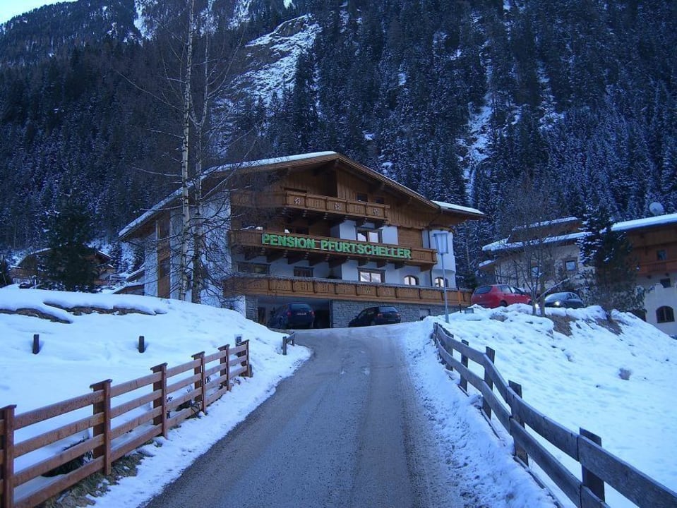 Außenansicht Alpenpension Pfurtscheller