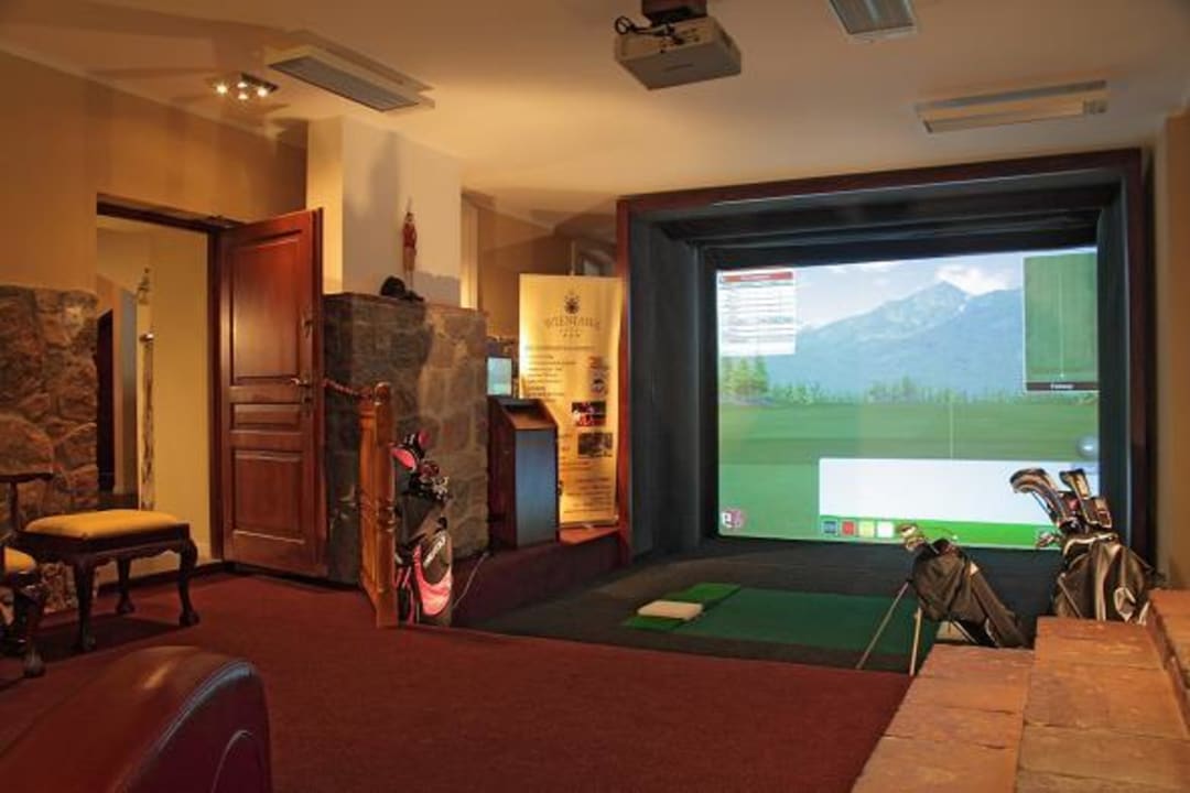 Symulator gry w golfa Hotel Wieniawa