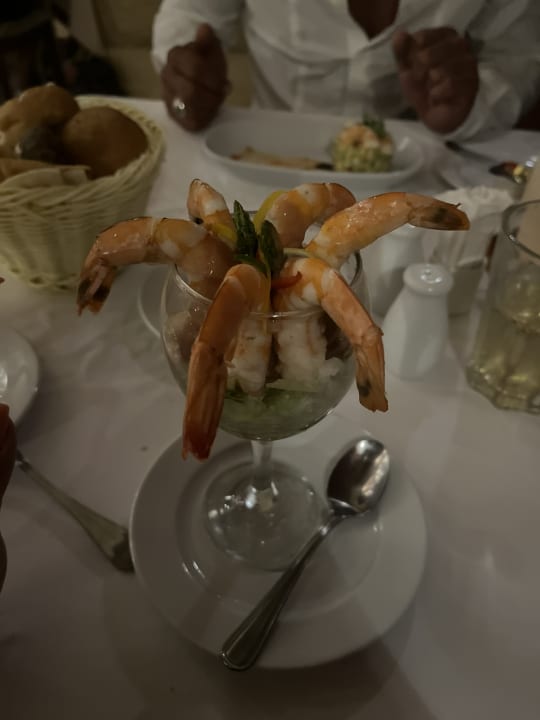 Gastro Serenity Alpha Beach