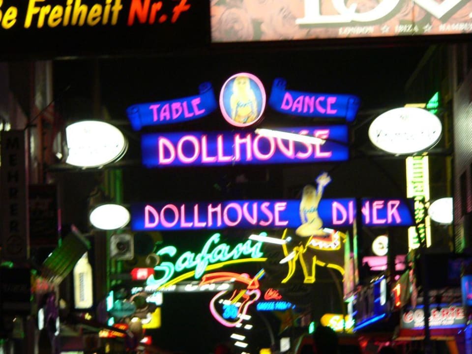 Bei Nacht St.Joseph Hotel Hamburg St.Pauli Kiez Reeperbahn