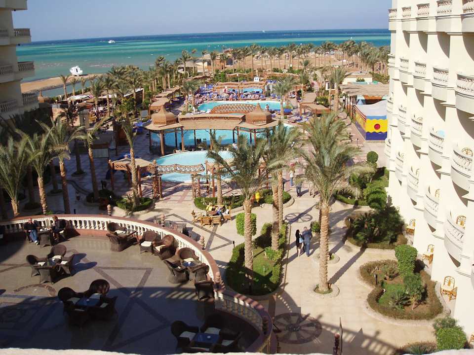 Widok na ogród i morze Riviera Aqua Park Resort