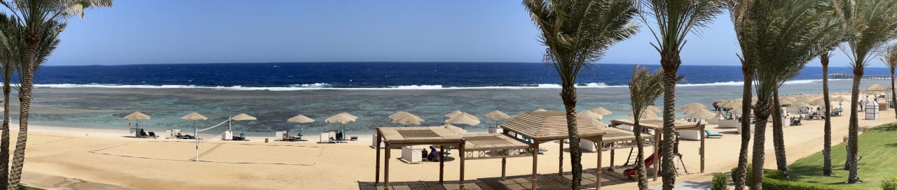 Ausblick Radisson Blu Resort, El Quseir