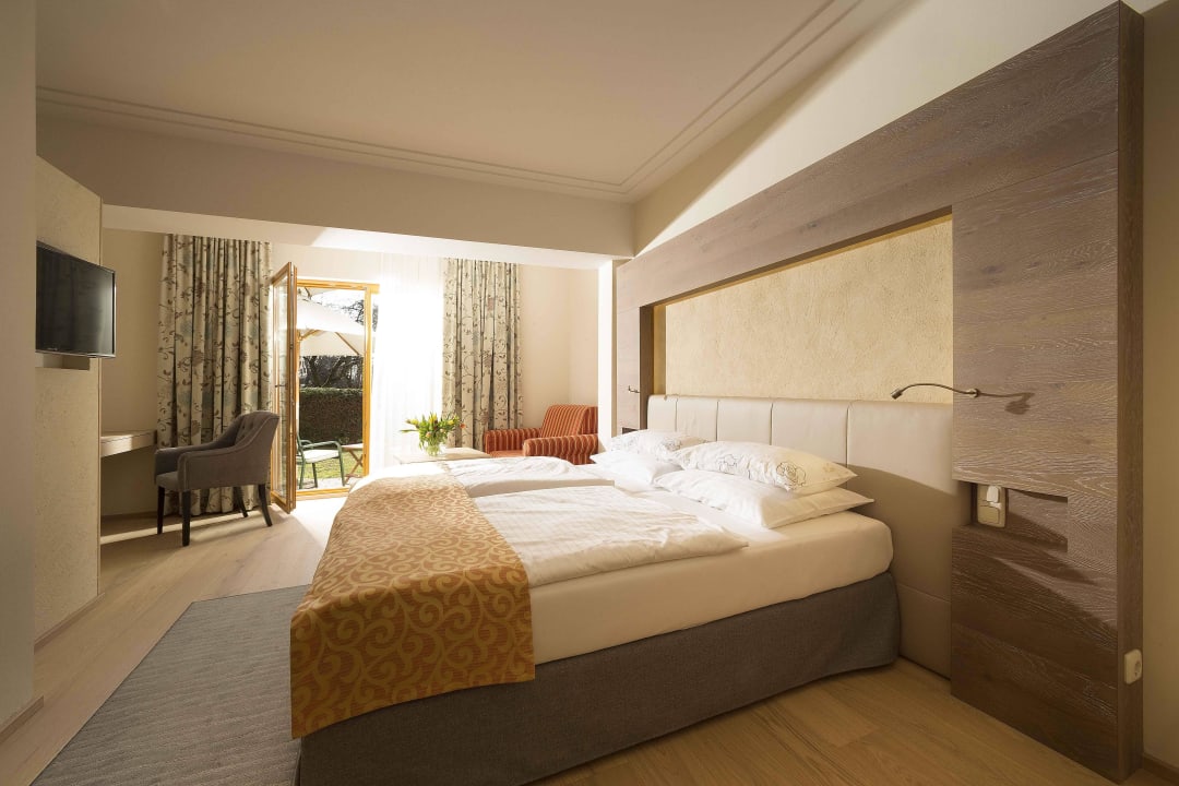 Naturzimmer - im neuen Design Garten-Hotel Ochensberger