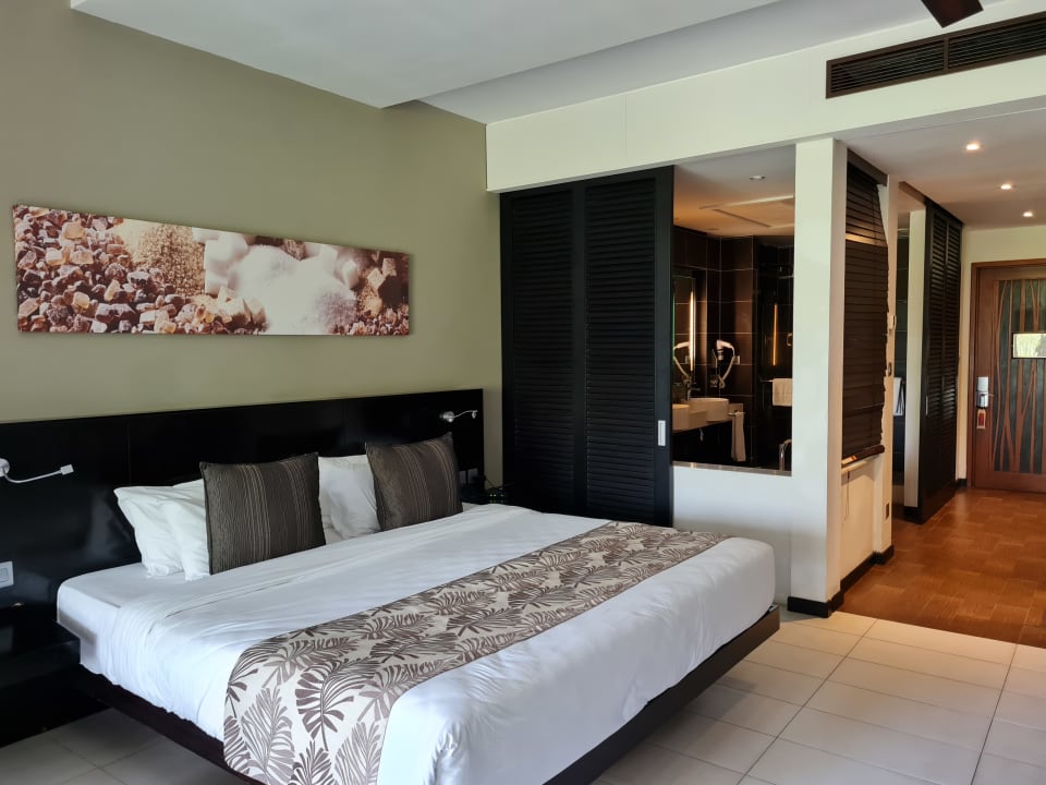 Zimmer Crystals Beach Resort Belle Mare, a member of Radisson Individuals