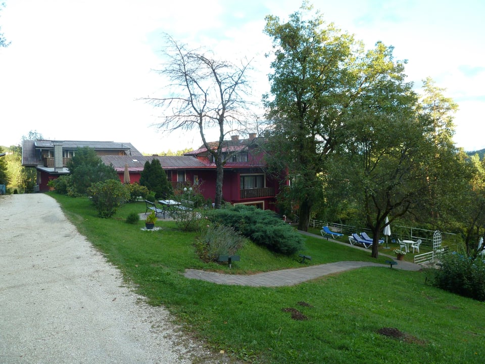 Rückansicht Landidyll-Hotel Nudelbacher