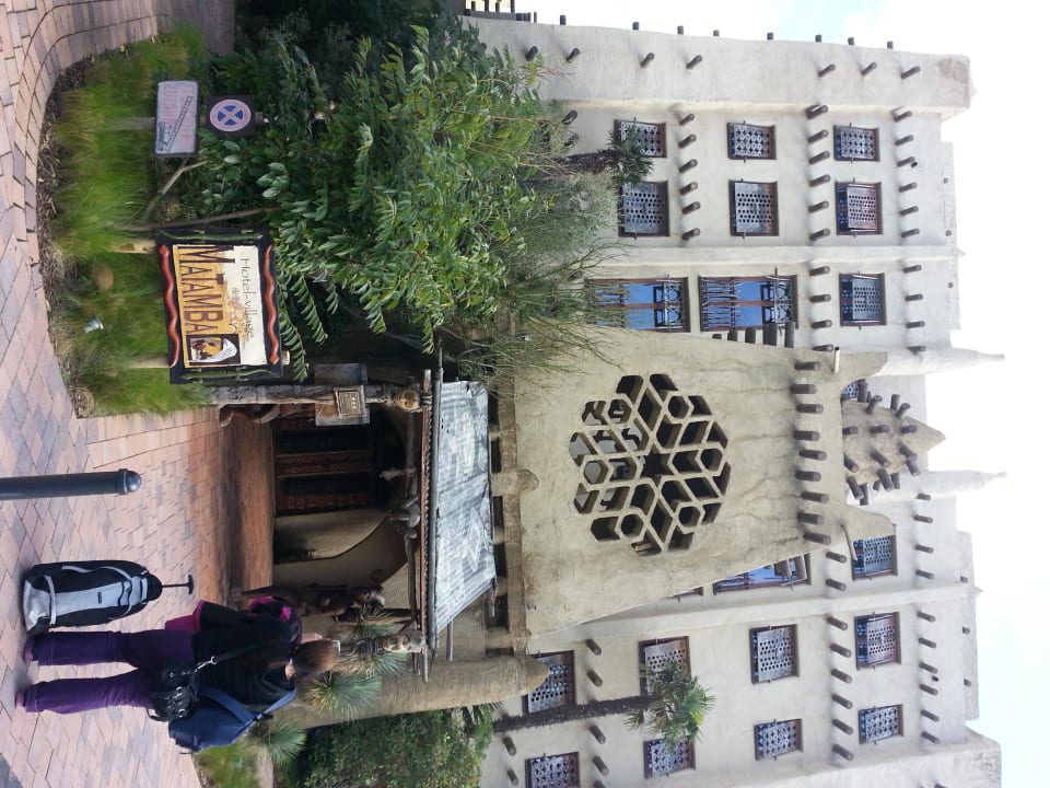 Von außen Hotel Matamba - Phantasialand Erlebnishotel