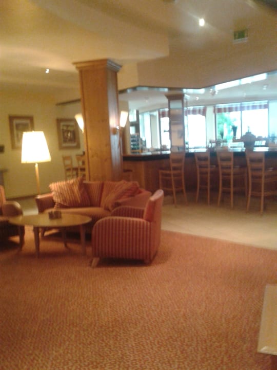 Lobby mit Bar Aldiana Club Schlanitzen Alm