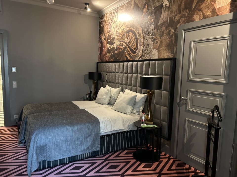 Zimmer Grand Poet Hotel by Semarah