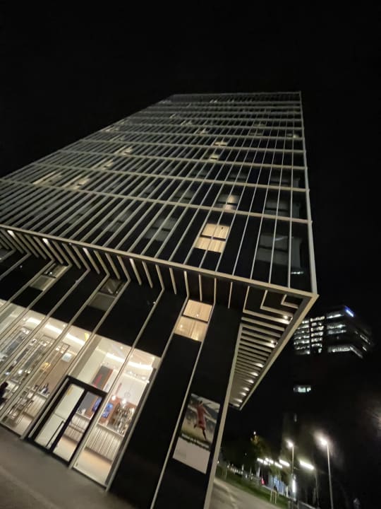 Außenansicht Hampton By Hilton Barcelona Fira Gran Via