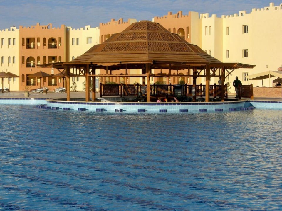 Poolbar SUNRISE Royal Makadi Resort