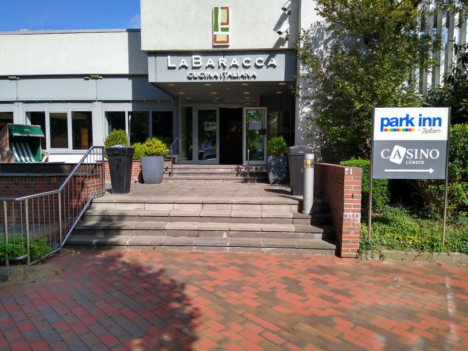 Außenansicht Park Inn By Radisson Lübeck