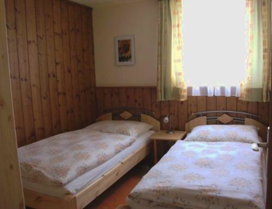Schlafraum mit 2 Einzelbetten Fewo Abtenau Apartment Dreier - Salzburger Land