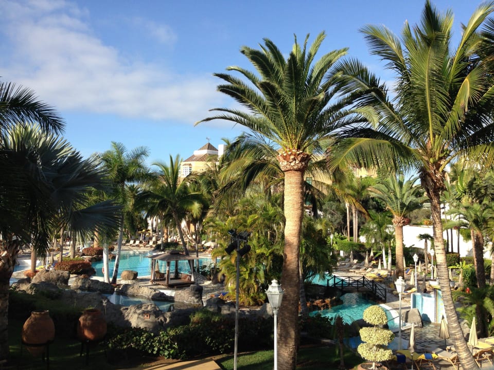 Garten mit Pool vom Esssaal Adrián Hoteles Jardines de Nivaria