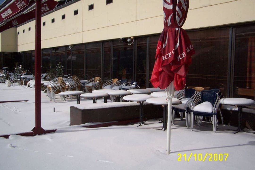 Die Terrasse im Schnee Orea Resort Horal