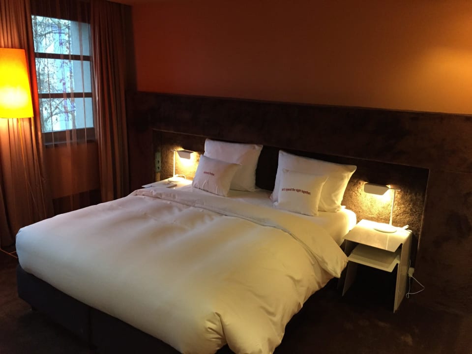 Zimmer 510 - Bett 25hours Hotel The Goldman