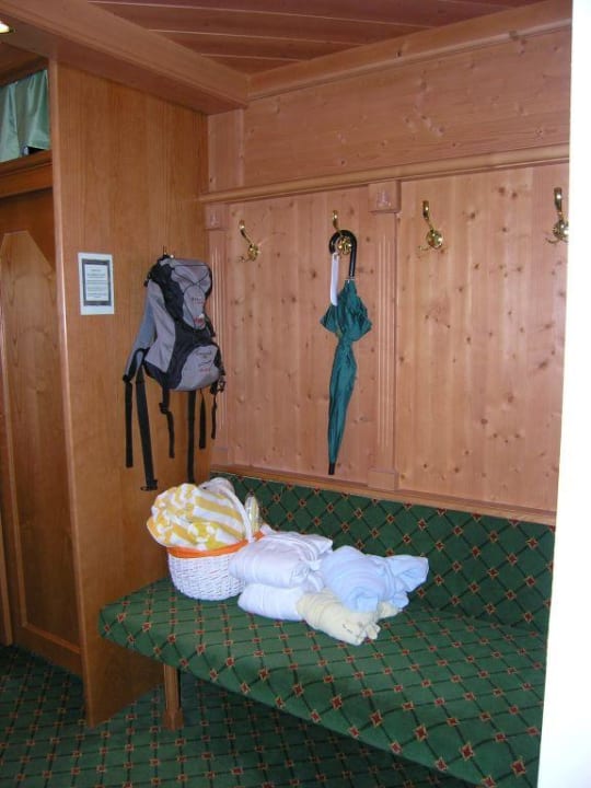 Garderobe DAS EDELWEISS Salzburg Mountain Resort