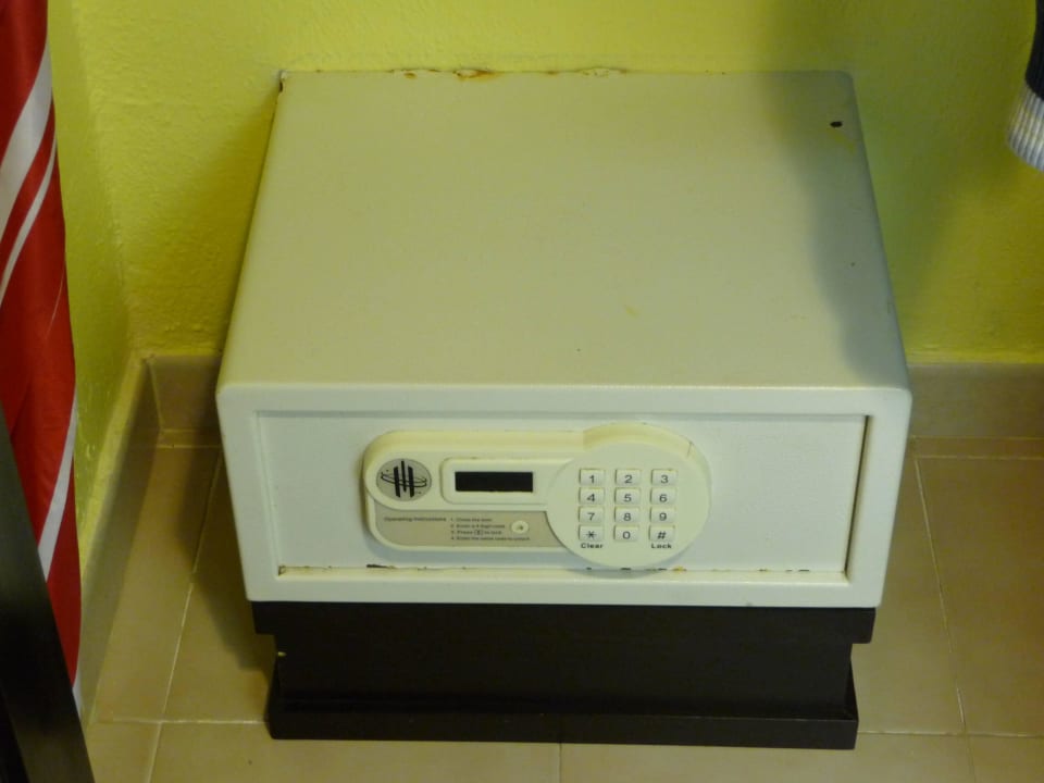 Safe Hotel Riu Tequila